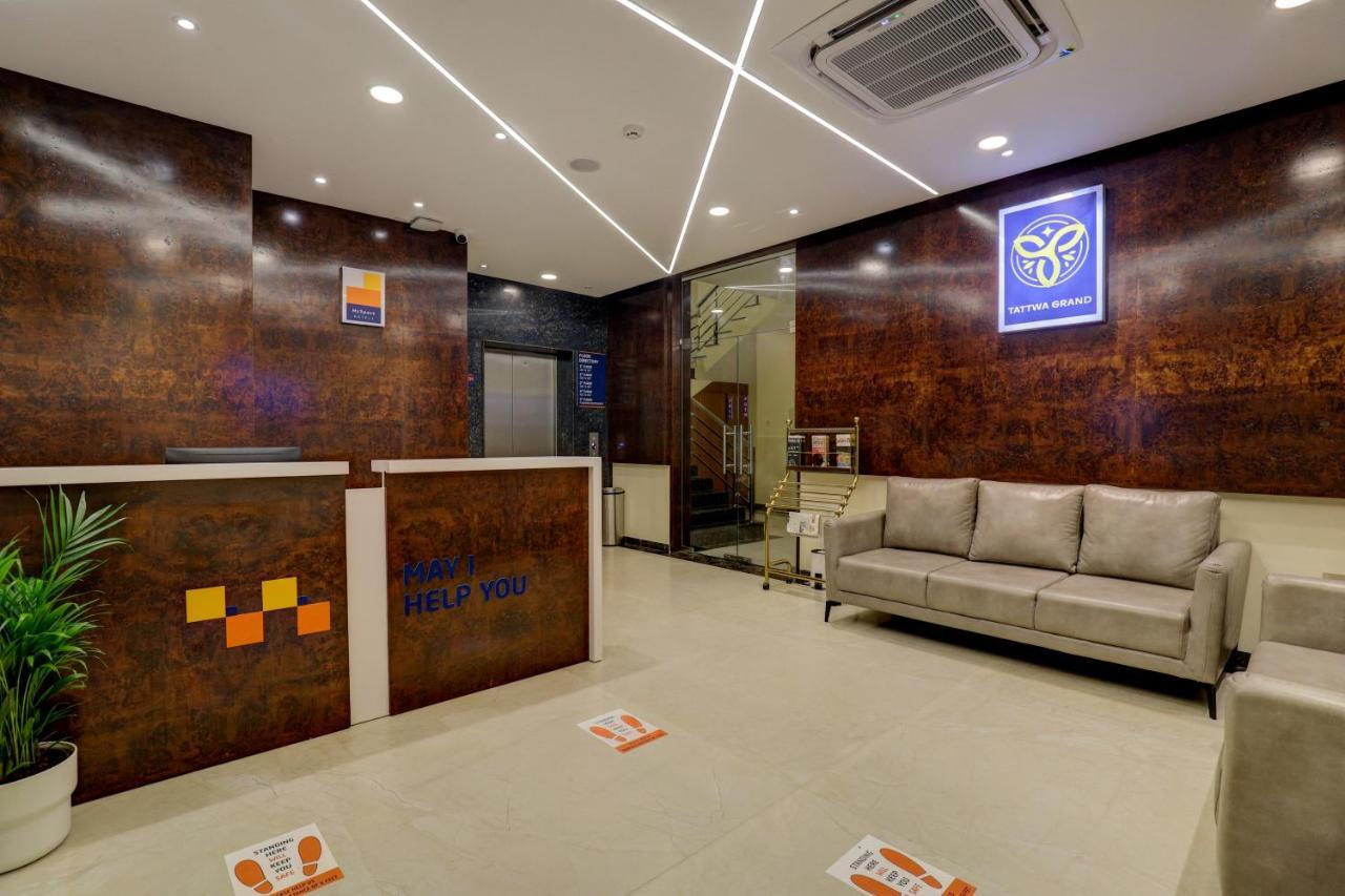 Myspace Tattwa Grand Yelahanka Esterno foto