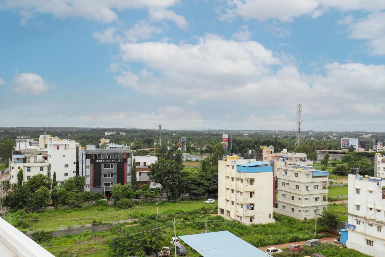 Myspace Tattwa Grand Yelahanka Esterno foto