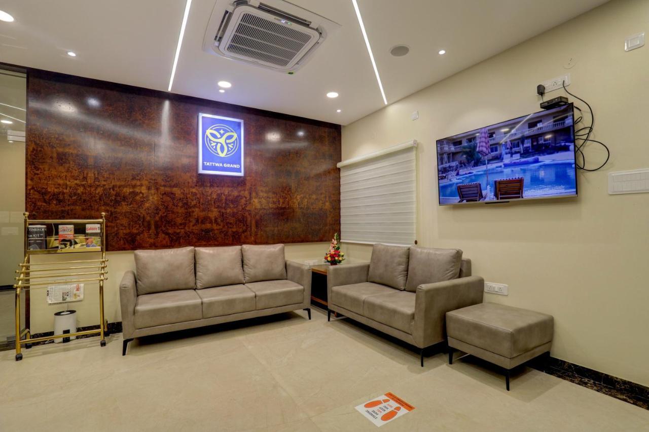 Myspace Tattwa Grand Yelahanka Esterno foto