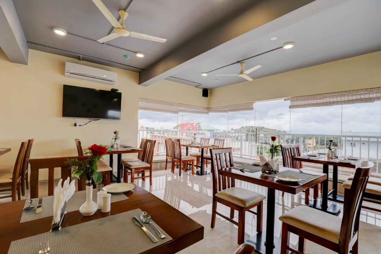 Myspace Tattwa Grand Yelahanka Esterno foto