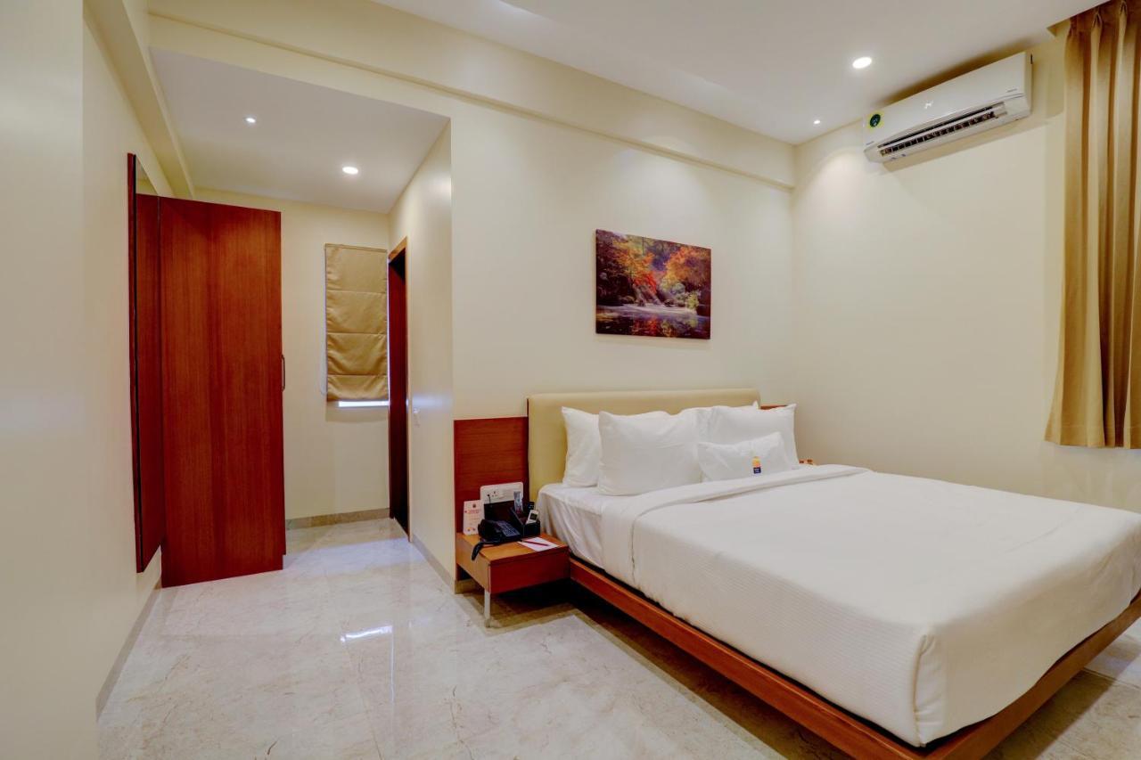 Myspace Tattwa Grand Yelahanka Esterno foto