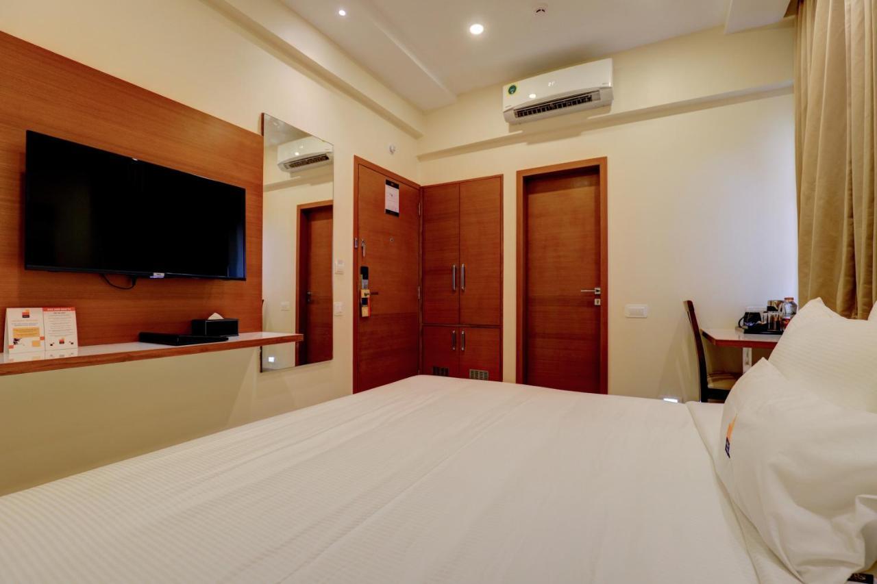 Myspace Tattwa Grand Yelahanka Esterno foto